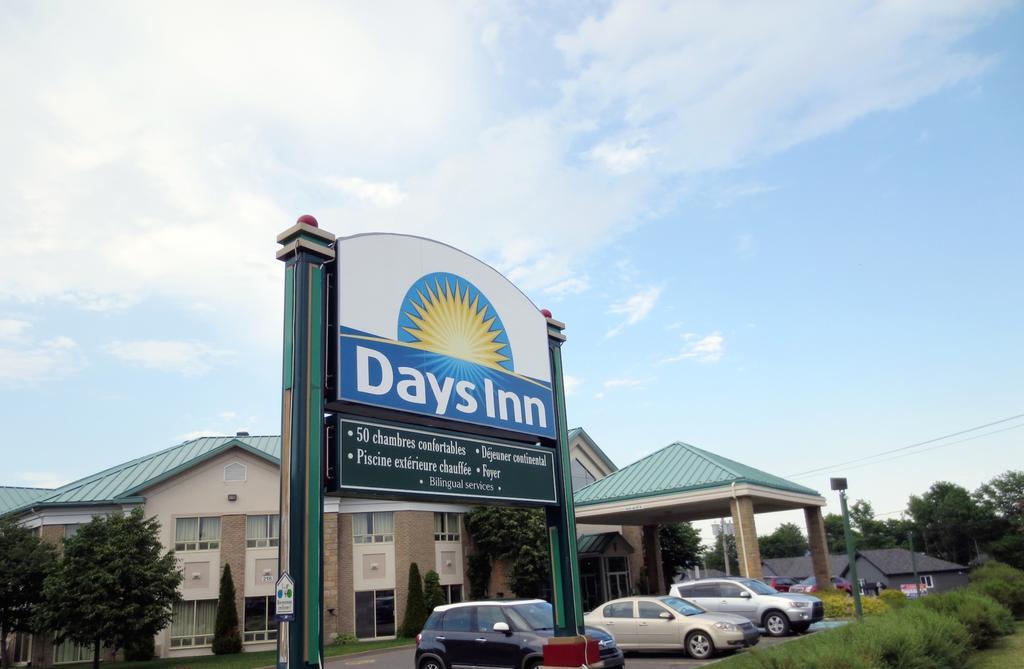 Days Inn By Wyndham Montmagny Exterior foto